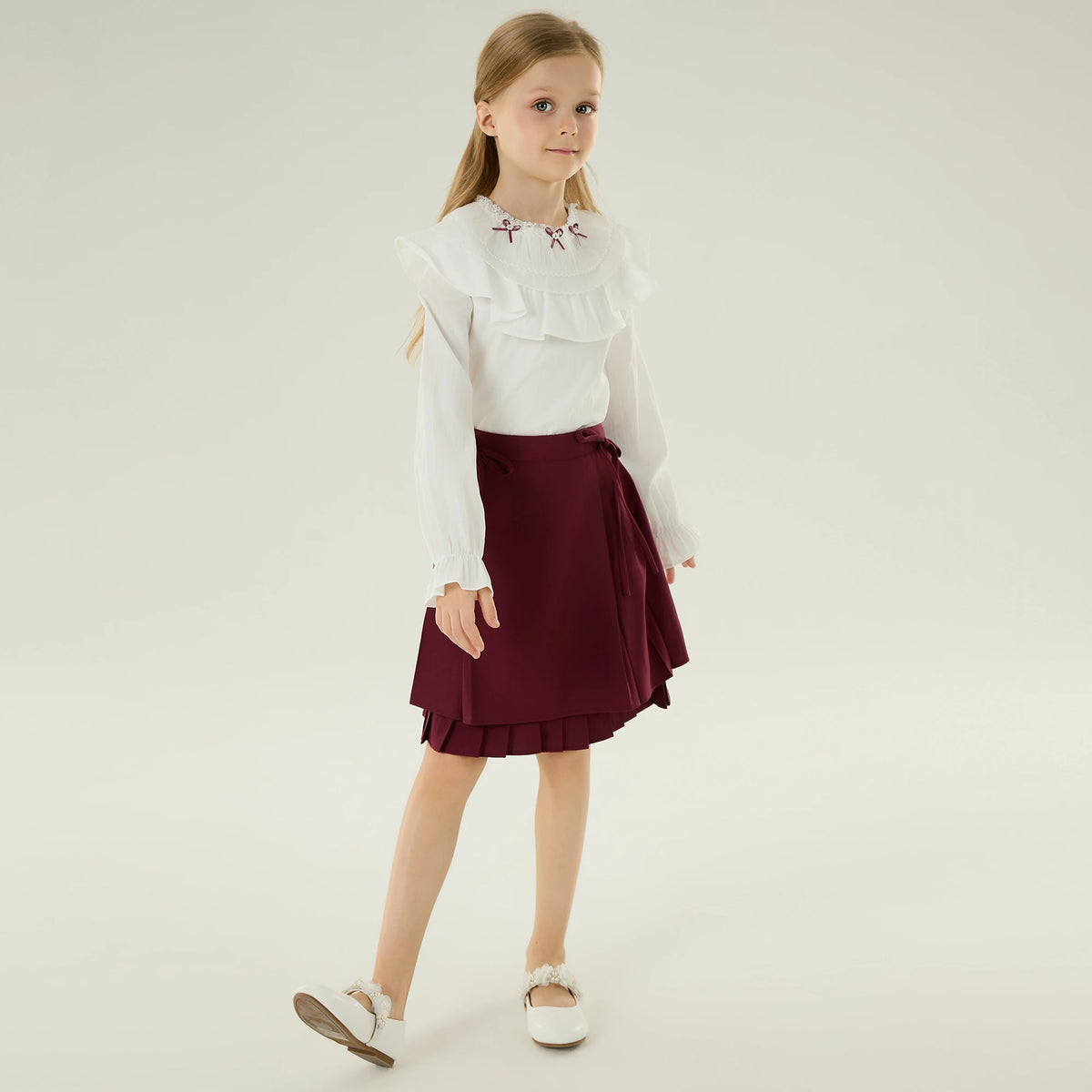 بلوزة ساده عصرية للبنات