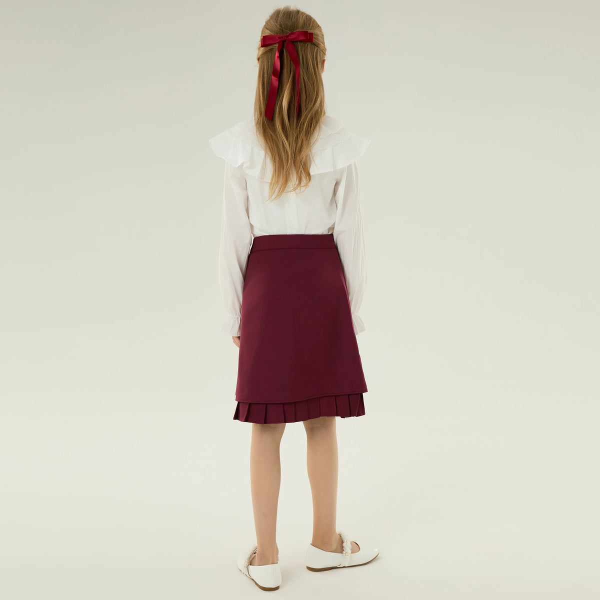 بلوزة ساده عصرية للبنات