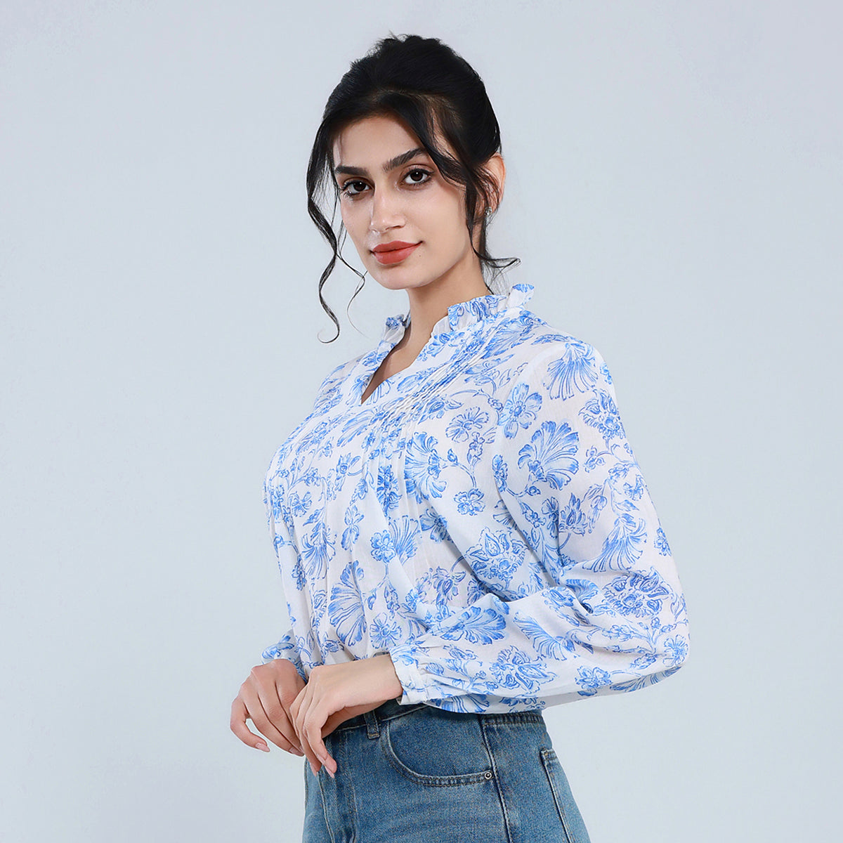 بلوزة كاجوال مزينة بنمط الزهور للنساء