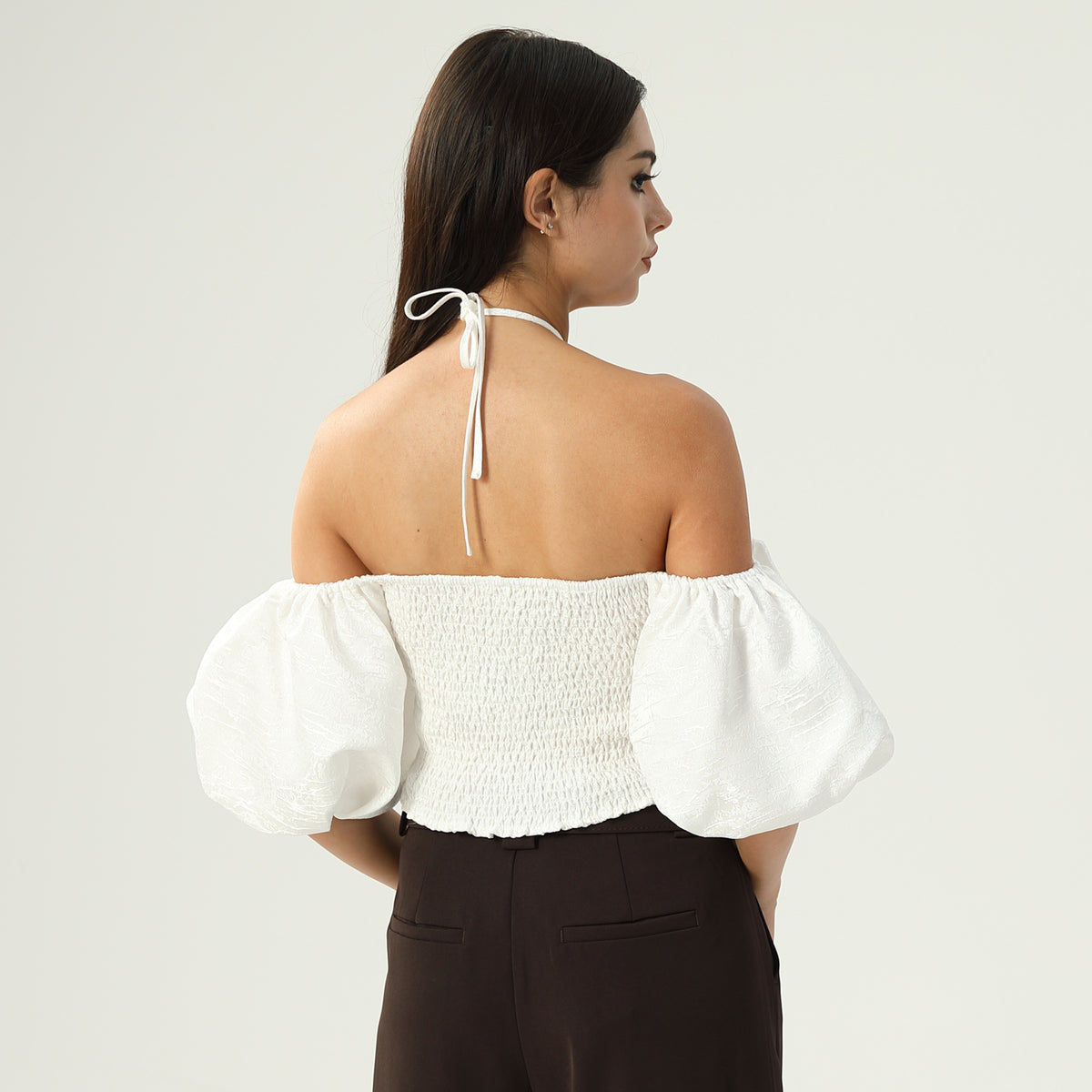 بلوزة ساده عصرية للنساء