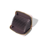 حامل بطاقات للنساء