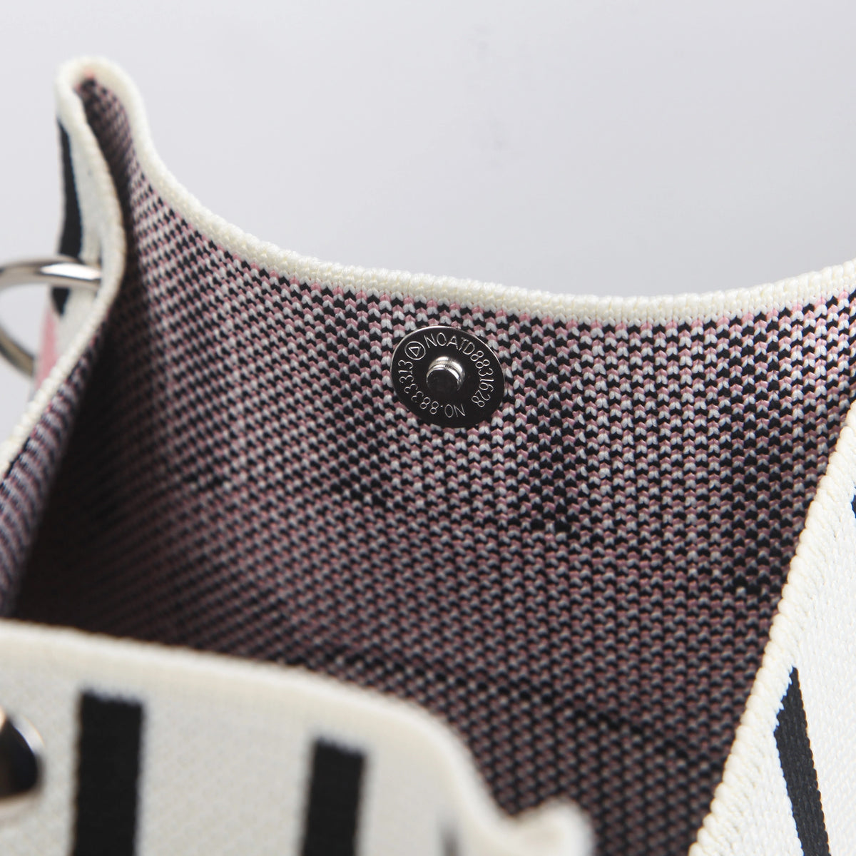 شنطة كروس بودي للبنات