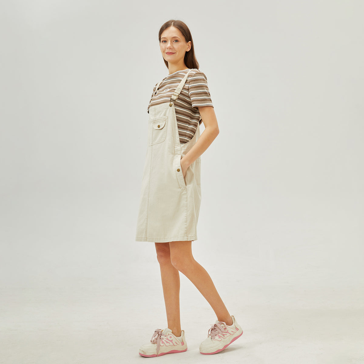 فستان عصري مخطط مكون من قطعتين للنساء