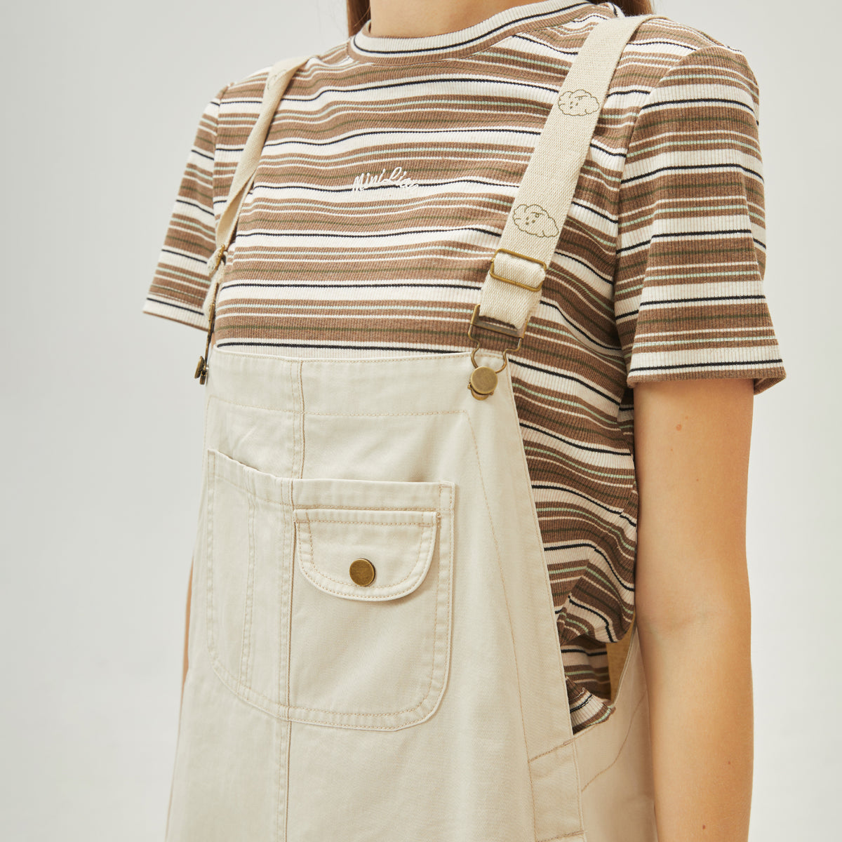 فستان عصري مخطط مكون من قطعتين للنساء