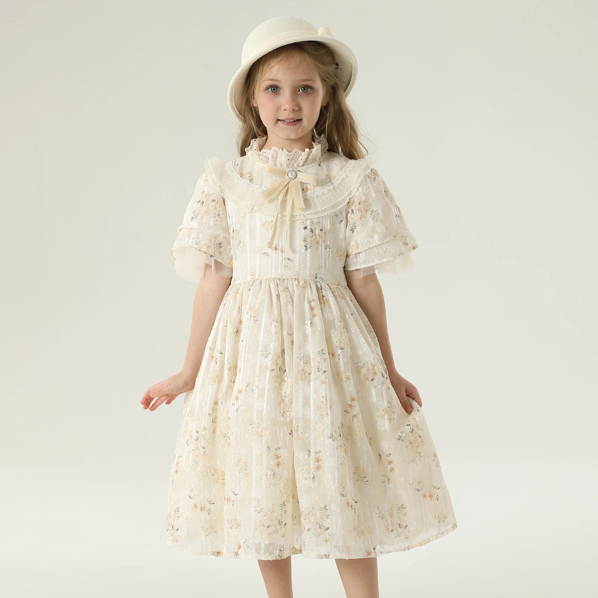 فستان مزين بنمط الزهور للبنات