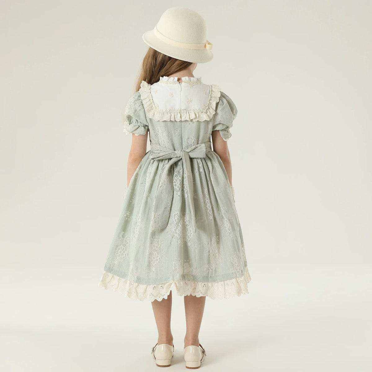 فستان مزين بنمط الزهور للبنات