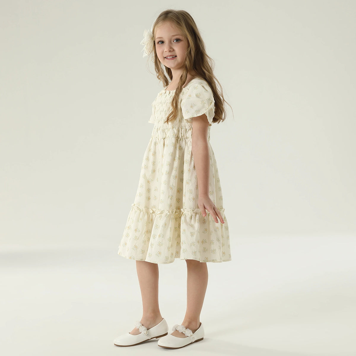 فستان مزين بنمط الزهور للبنات