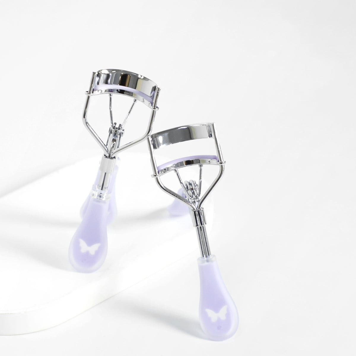 أداة تجعيد الرموش