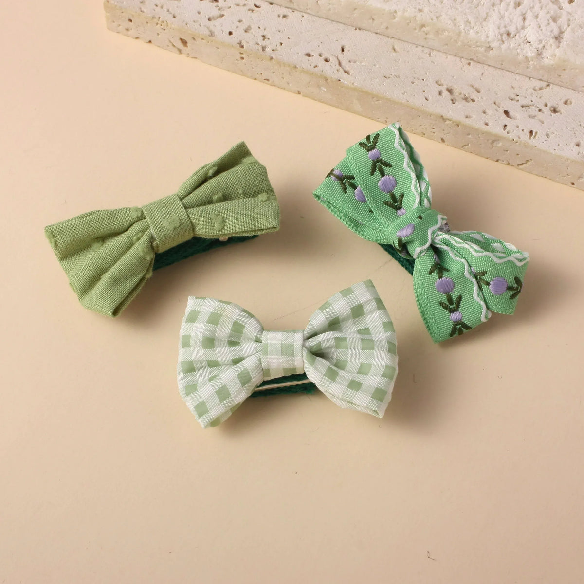 Hair Clips for Girls Image
