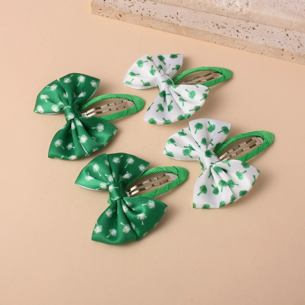 Hair Clips for Girls Image