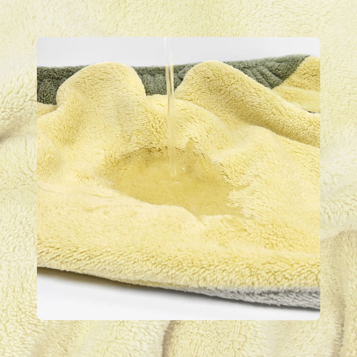 منشفة للشعر بتصميم عصري للنساء