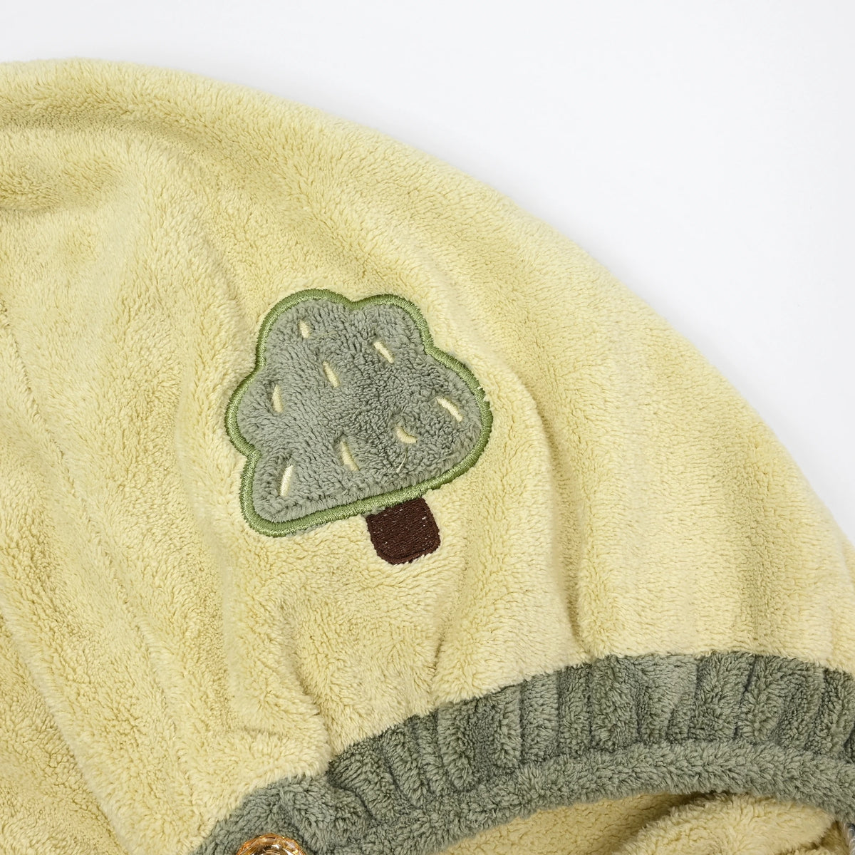 منشفة للشعر بتصميم عصري للنساء