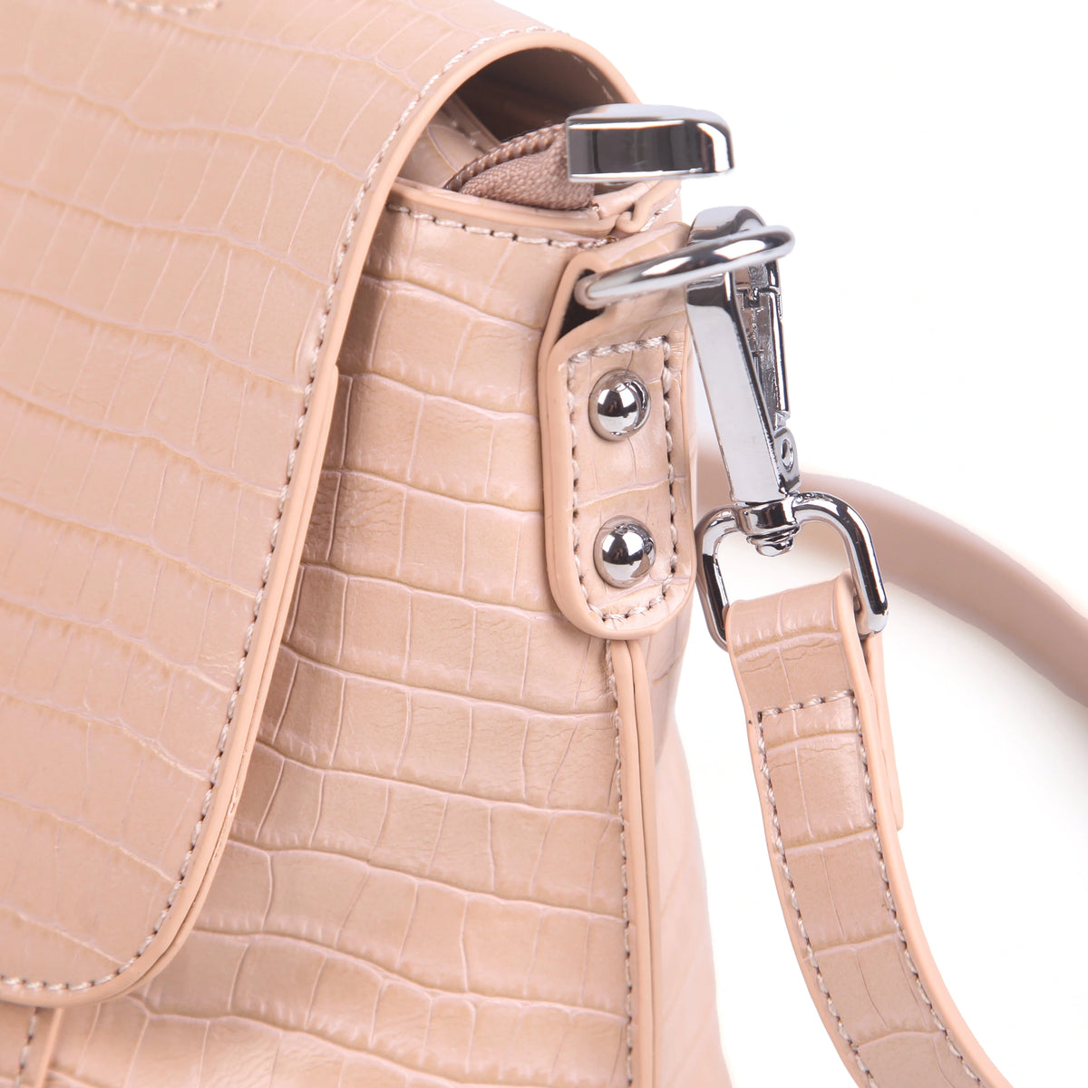 حقيبة يد نسائية