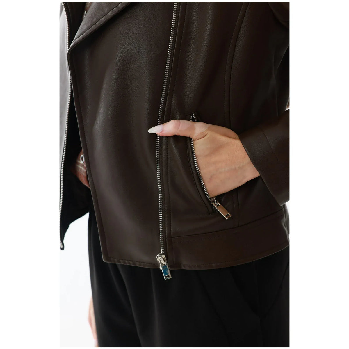 Elegant Jacket for Women Image