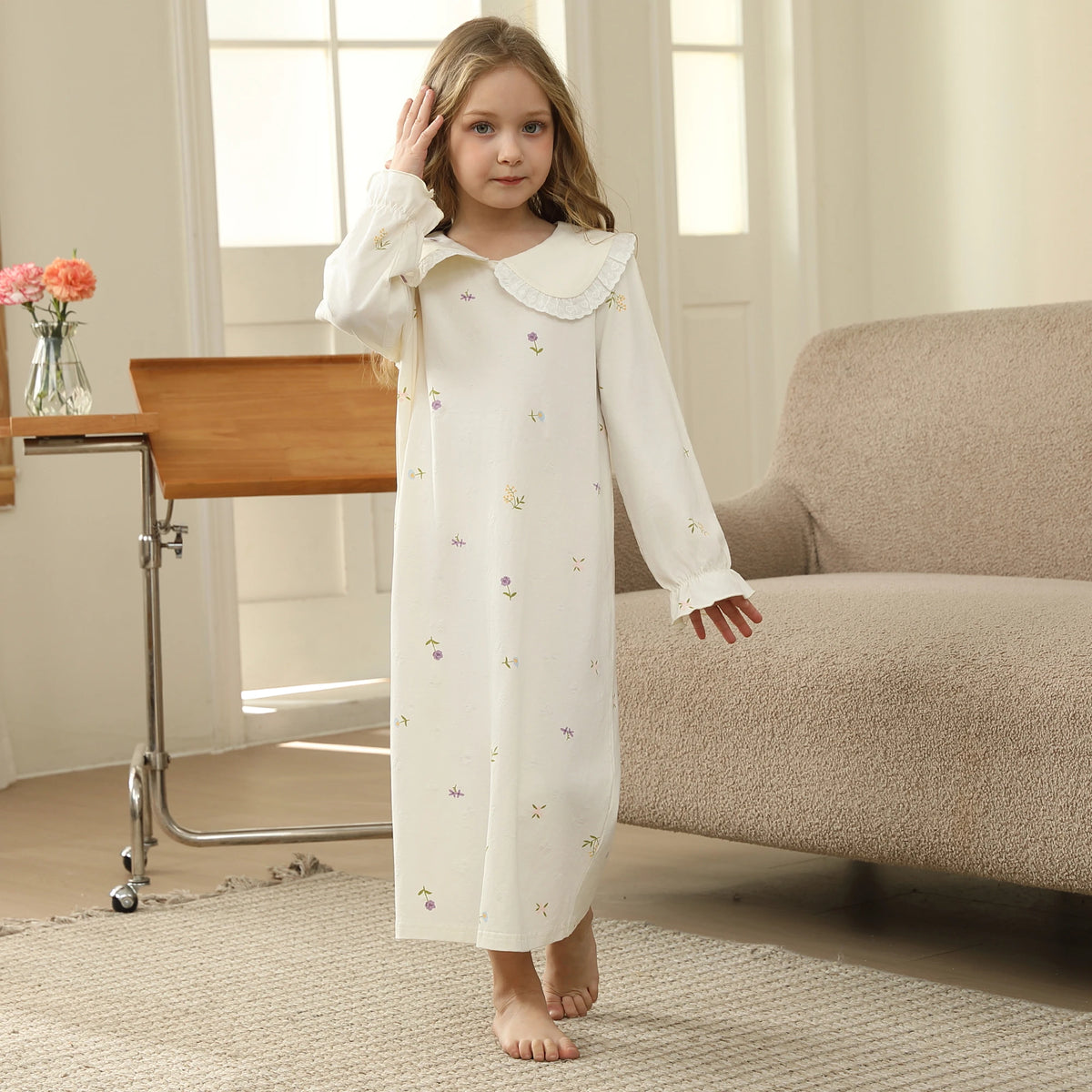 بيجاما مزينة بنمط الزهور للبنات