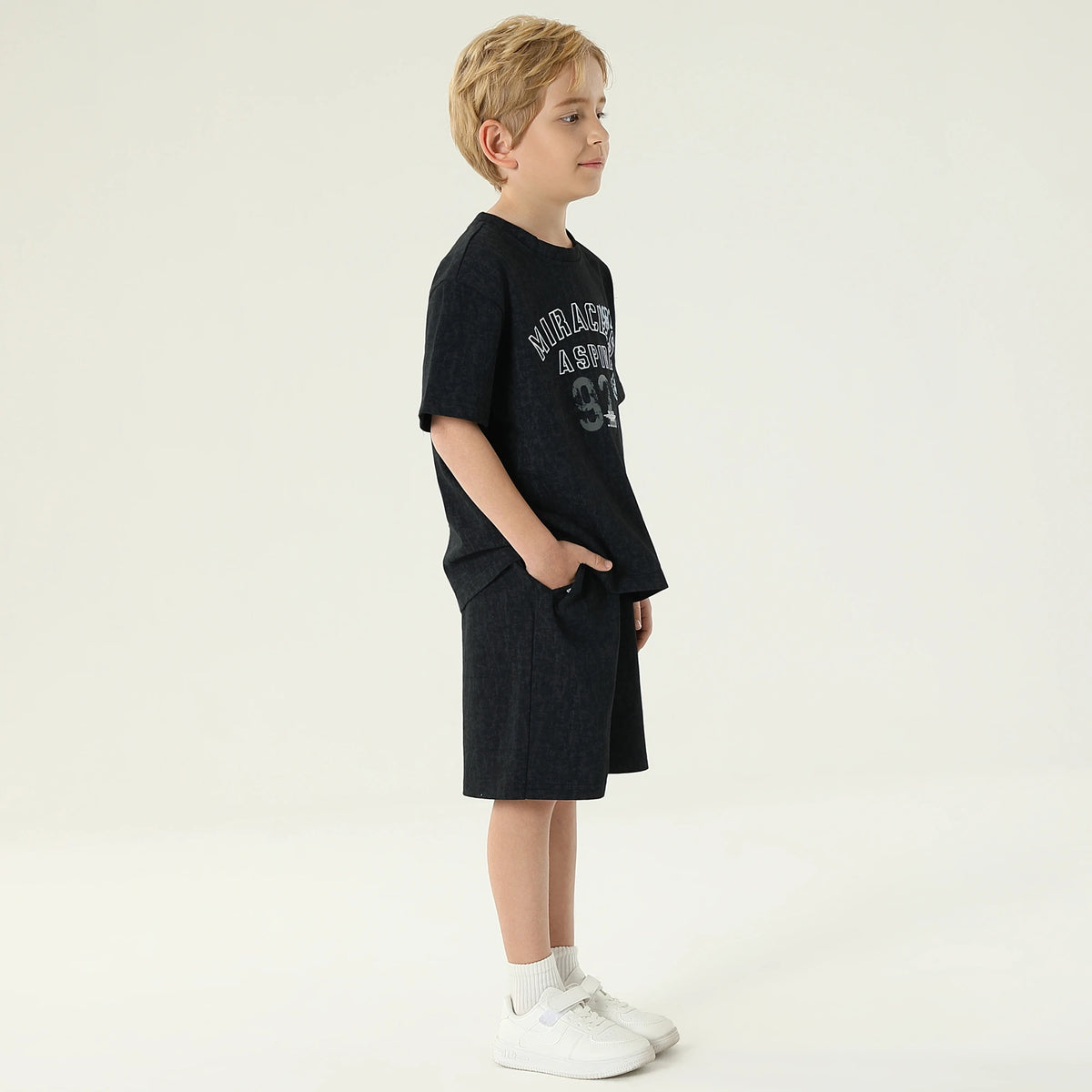 طقم بيجاما 2 قطعة للأولاد