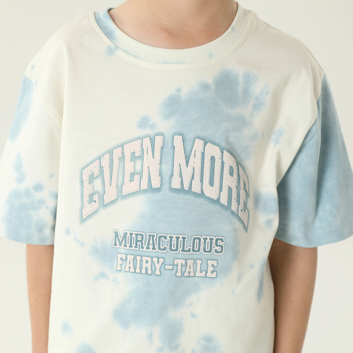 طقم بيجاما مزين بطباعة 2 قطعة للأولاد