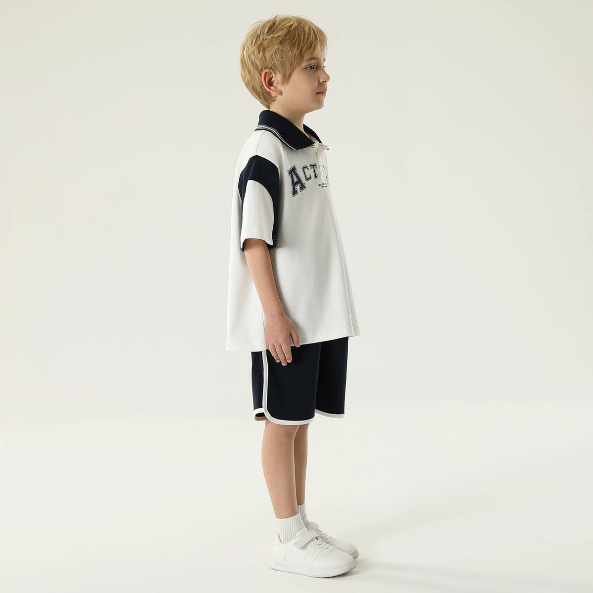 طقم بيجاما مطرز - قطعتان للأولاد