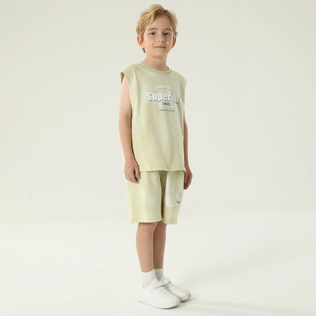 طقم بيجاما مزين بطباعة 2 قطعة للأولاد