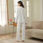 بيجاما مزينة بالزهور للنساء