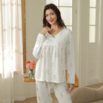 بيجاما مزينة بالزهور للنساء