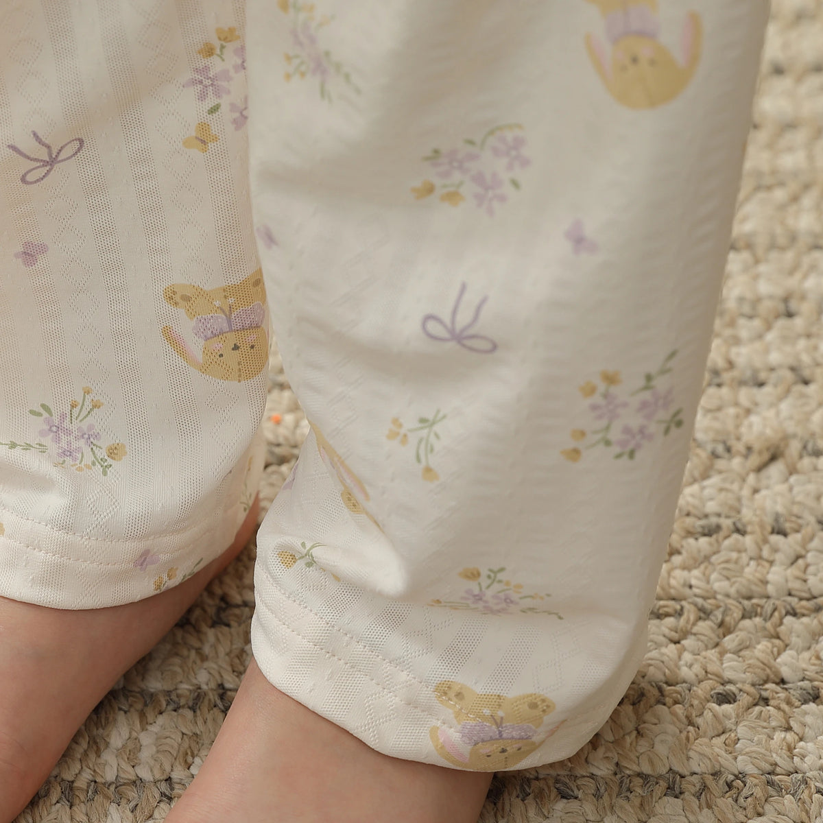 بيجاما مزينة بطباعة للبنات