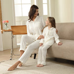 بيجاما مزينة بطباعة للبنات