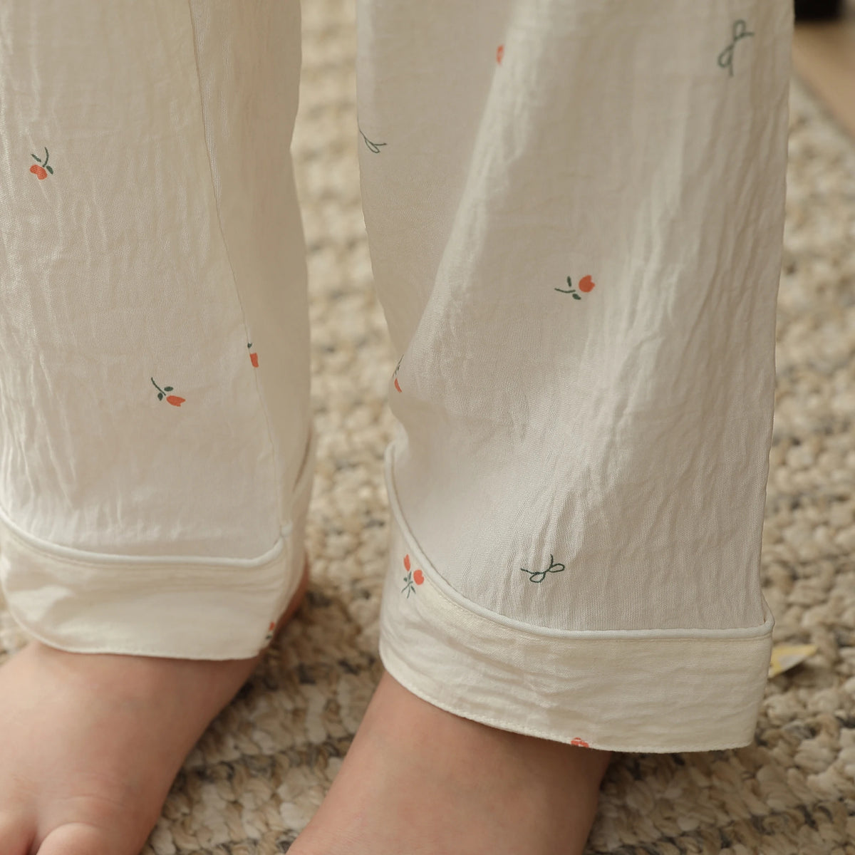 بيجاما مزينة بطباعة للبنات