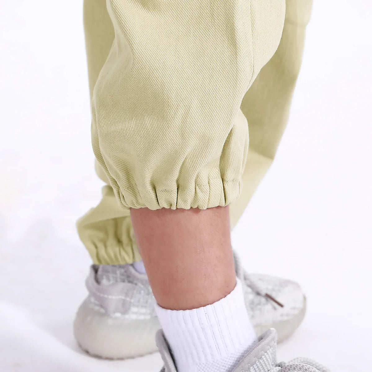 Casual Plain Pants for Boys Image