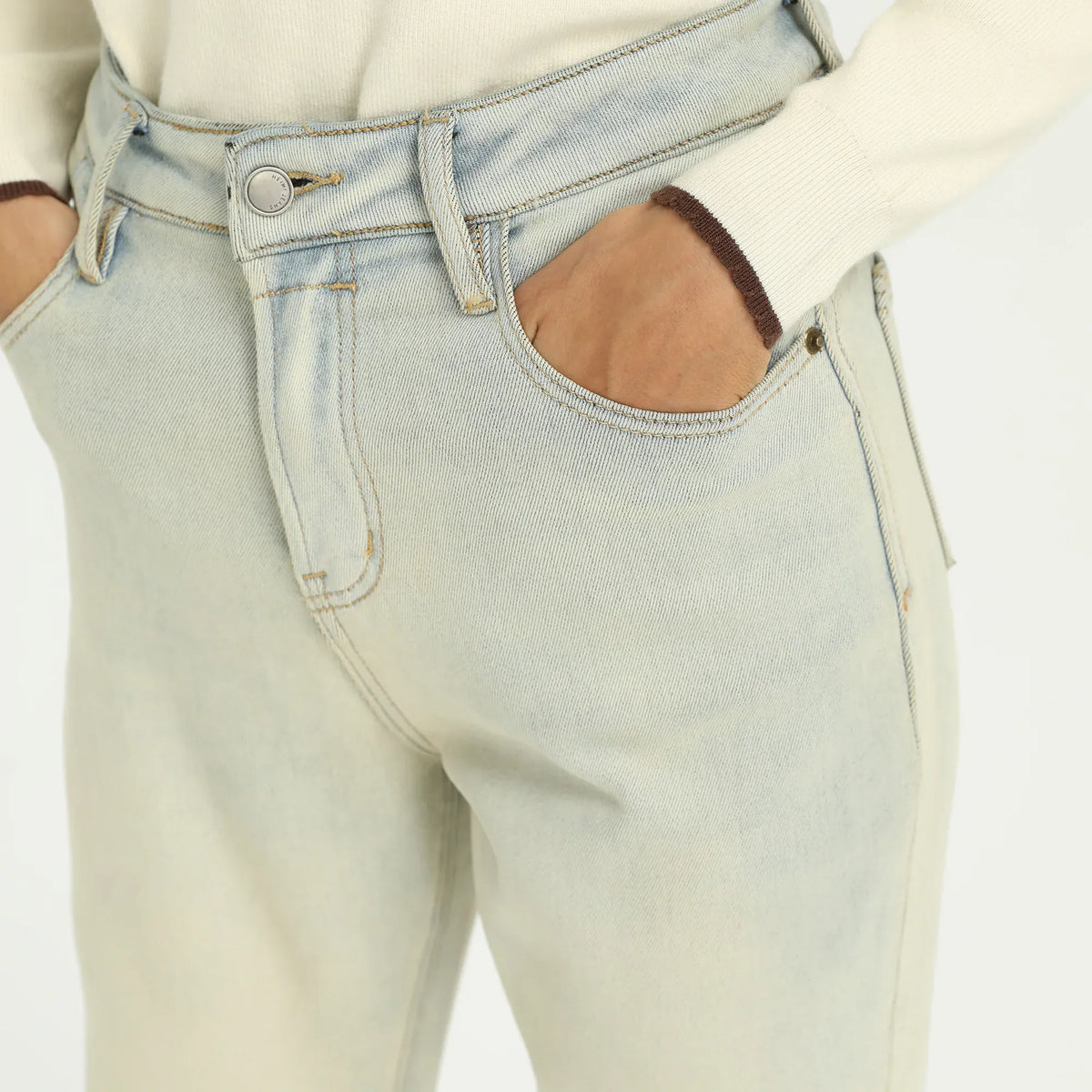 Elegant Washed Jeans Pants for Women Image