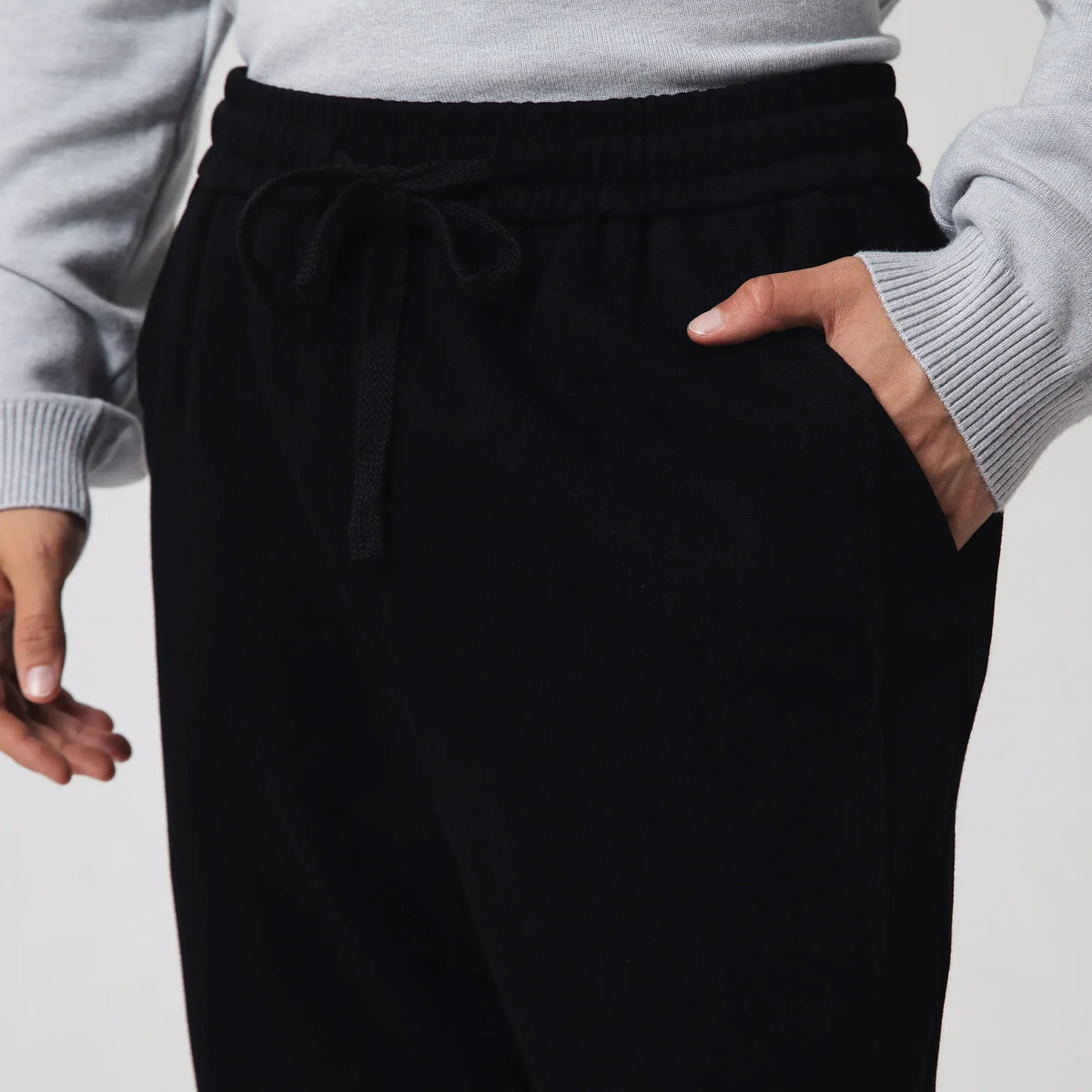 Casual Plain Pants for Men Image