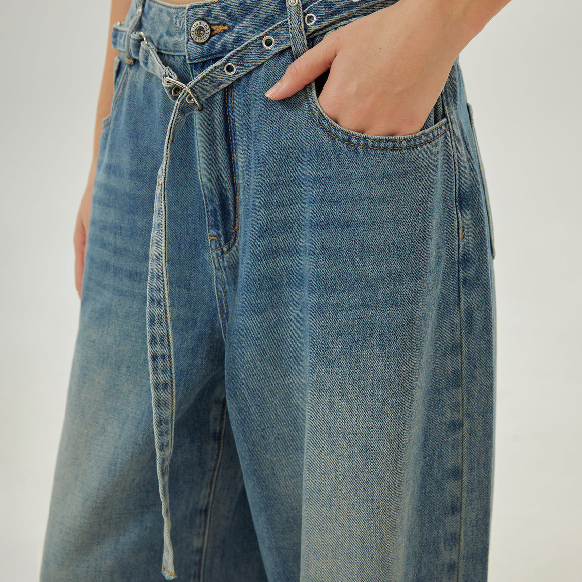 بنطال جينز كاجوال للنساء