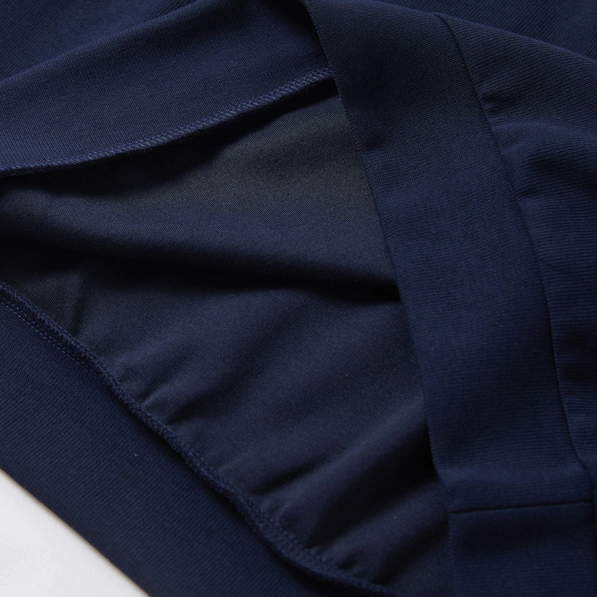 Casual Color-Blocked Polo Shirt for Women Image