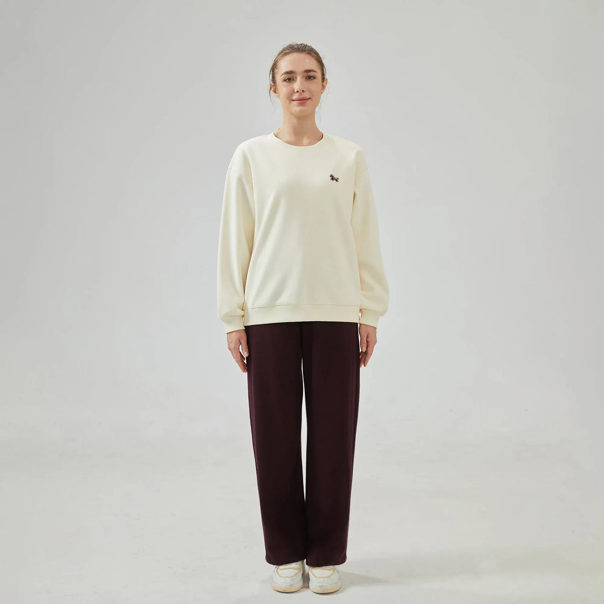 Embroidery Loose Drop-Shoulder Sweatshirt with Circular for Women Image