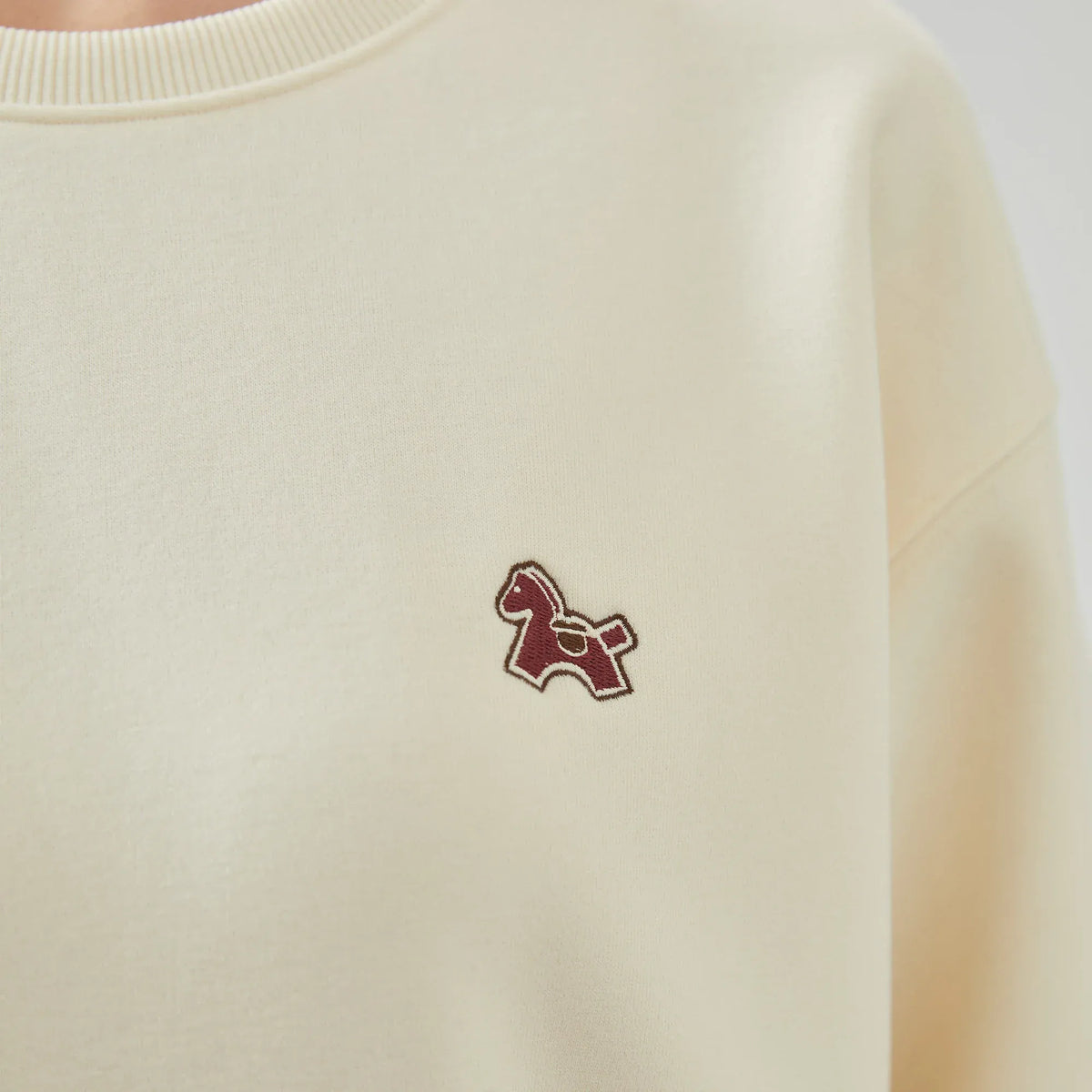 Embroidery Loose Drop-Shoulder Sweatshirt with Circular for Women Image