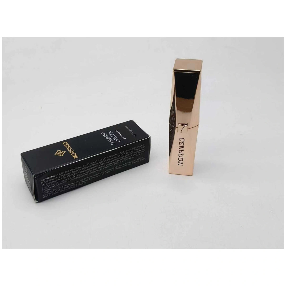 أحمر شفاه لامع