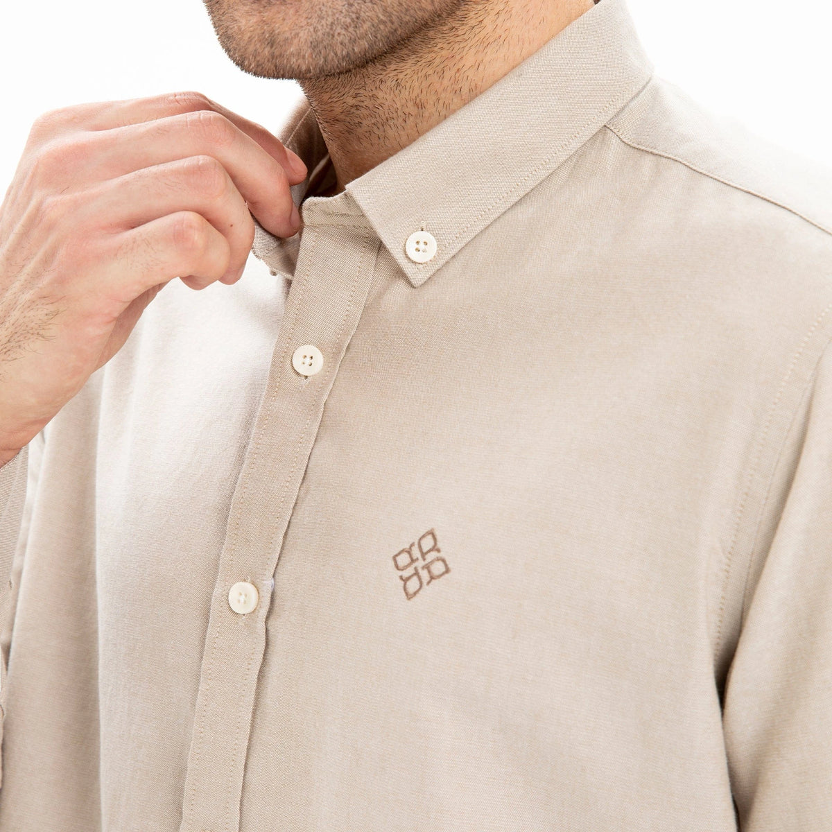 Elegant Classic Shirt for Men Image