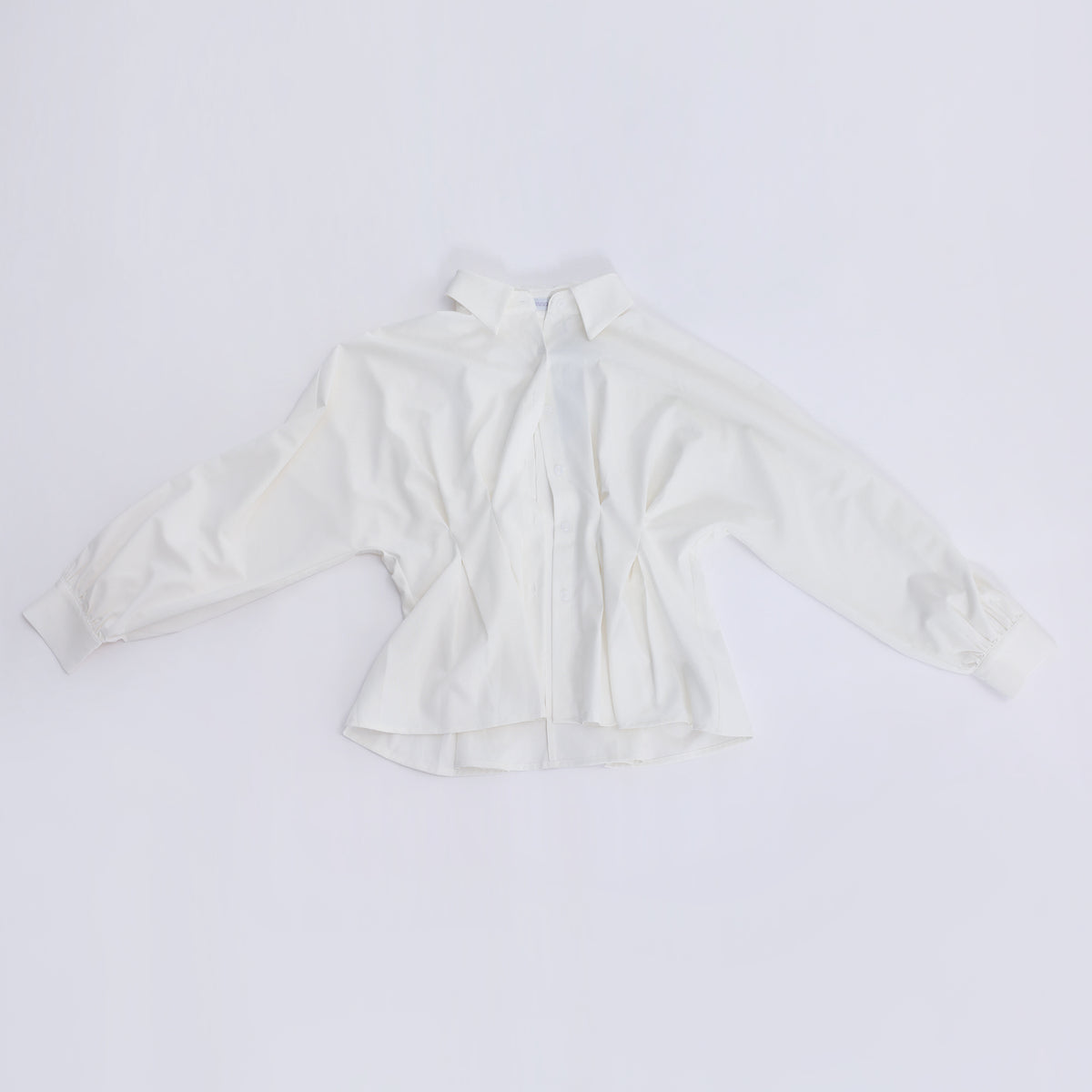 قميص ساده انيق للنساء