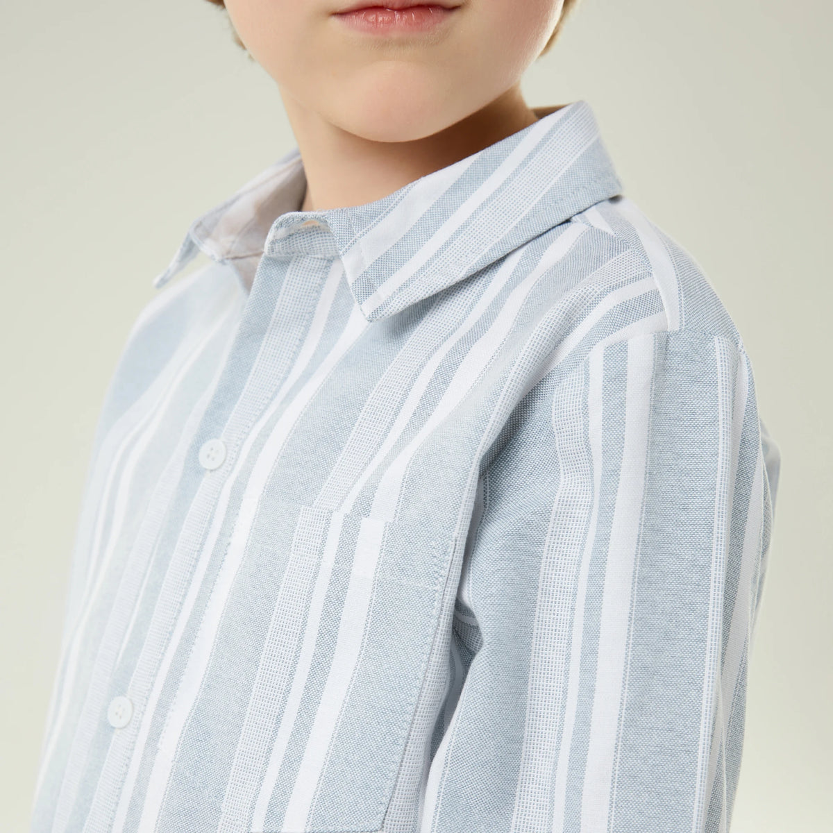 قميص عصري مخطط للأولاد