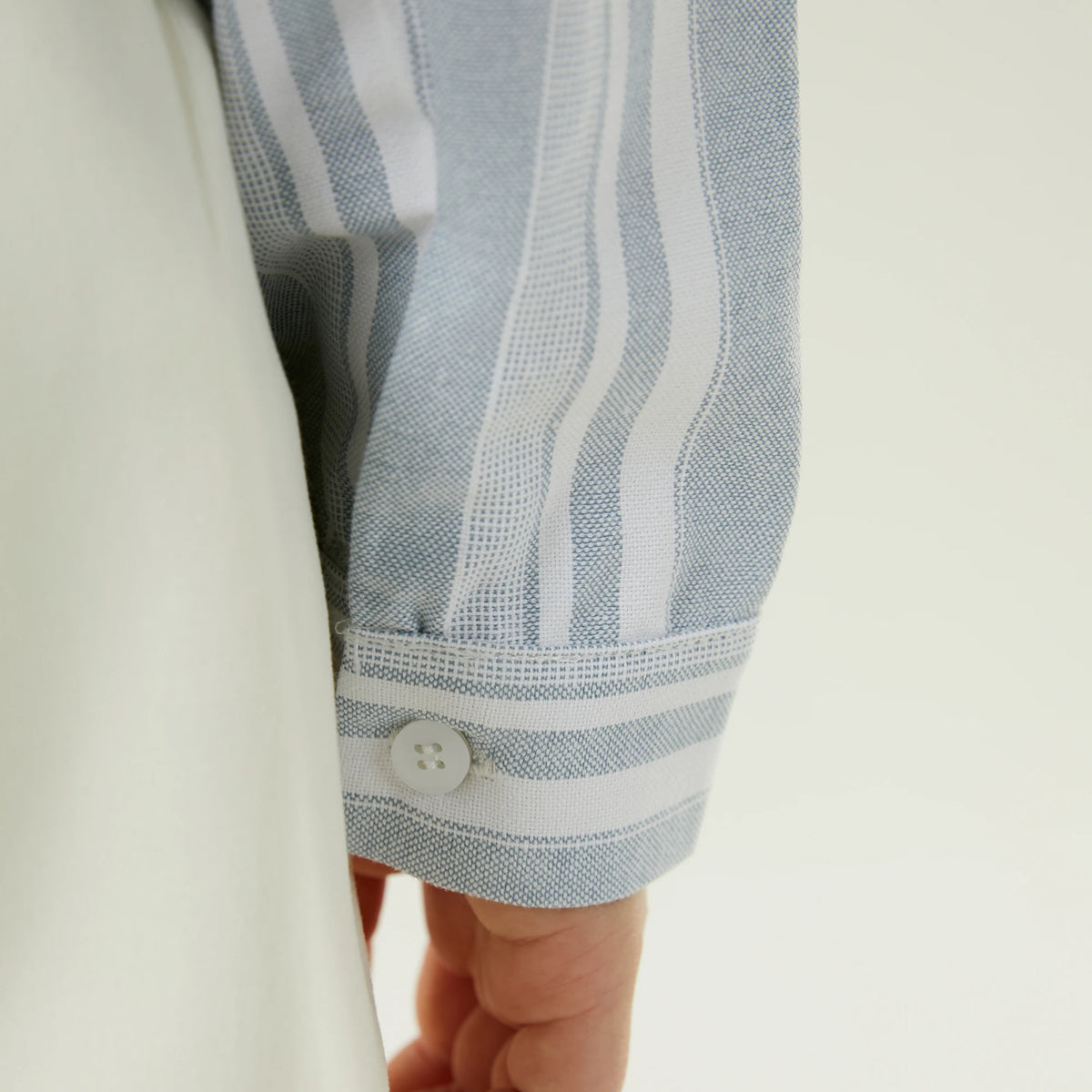 قميص عصري مخطط للأولاد