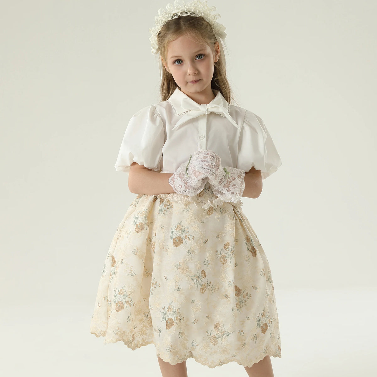 قميص مطرز للبنات