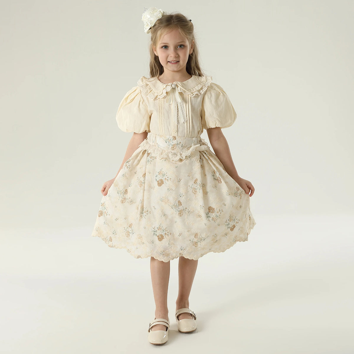 قميص مطرز للبنات