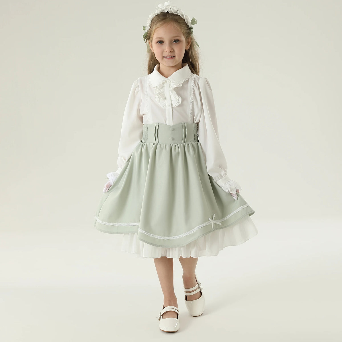 قميص مطرز للبنات