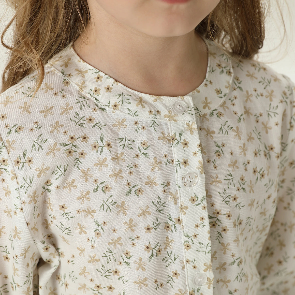 قميص بنمط الزهور للبنات