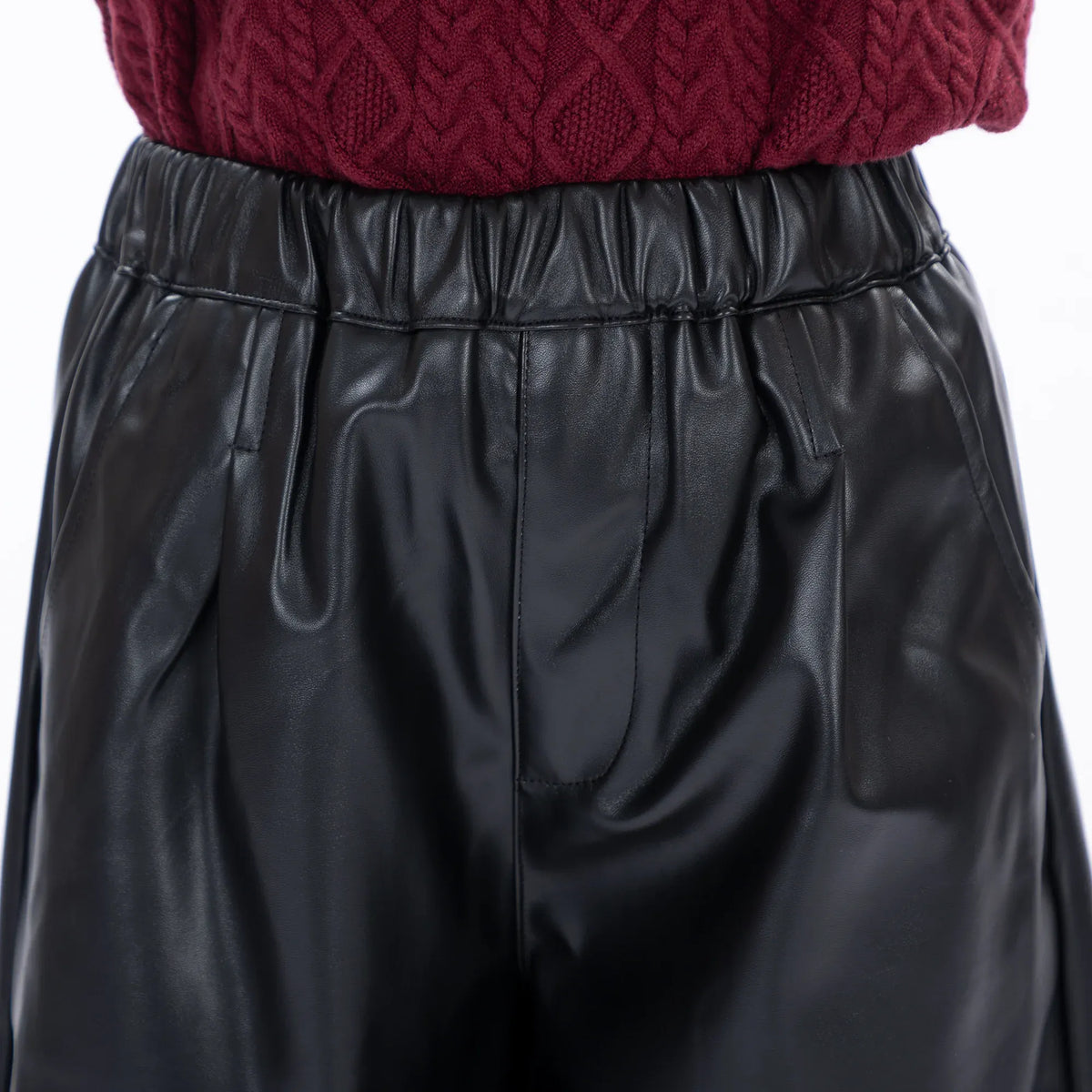 Casual Plain Shorts for Girls Image