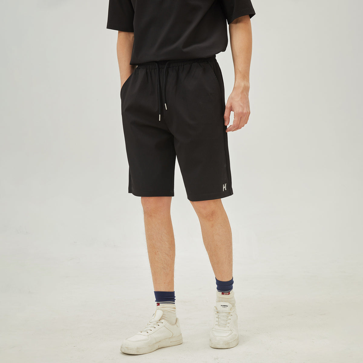 شورت كاجوال مزين بطباعة للرجال