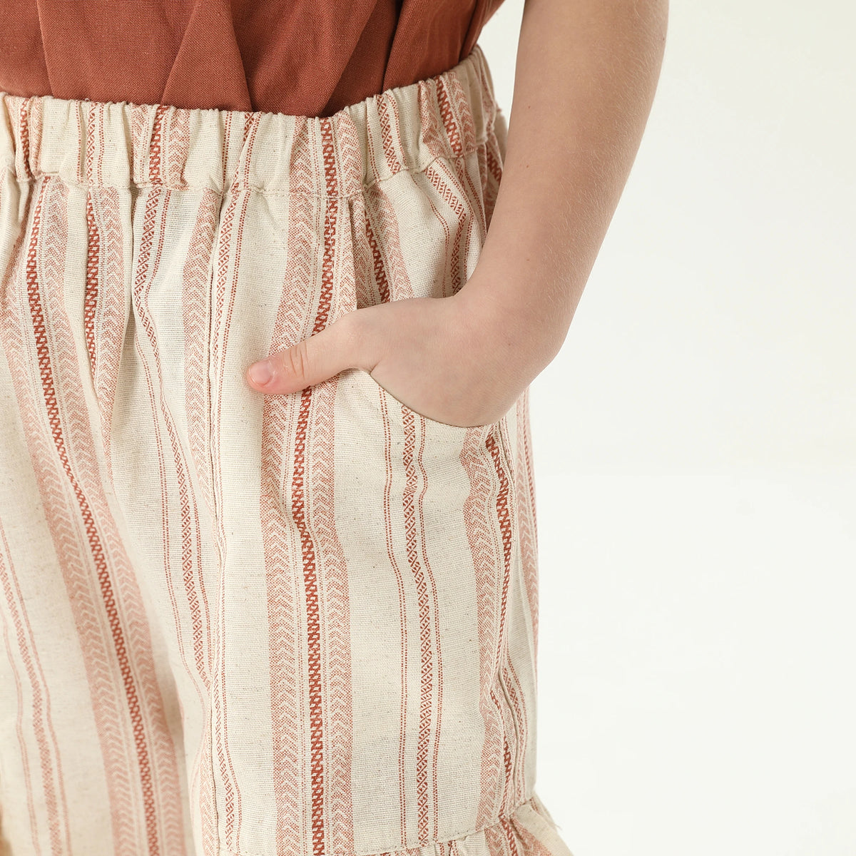 شورت مخطط للبنات