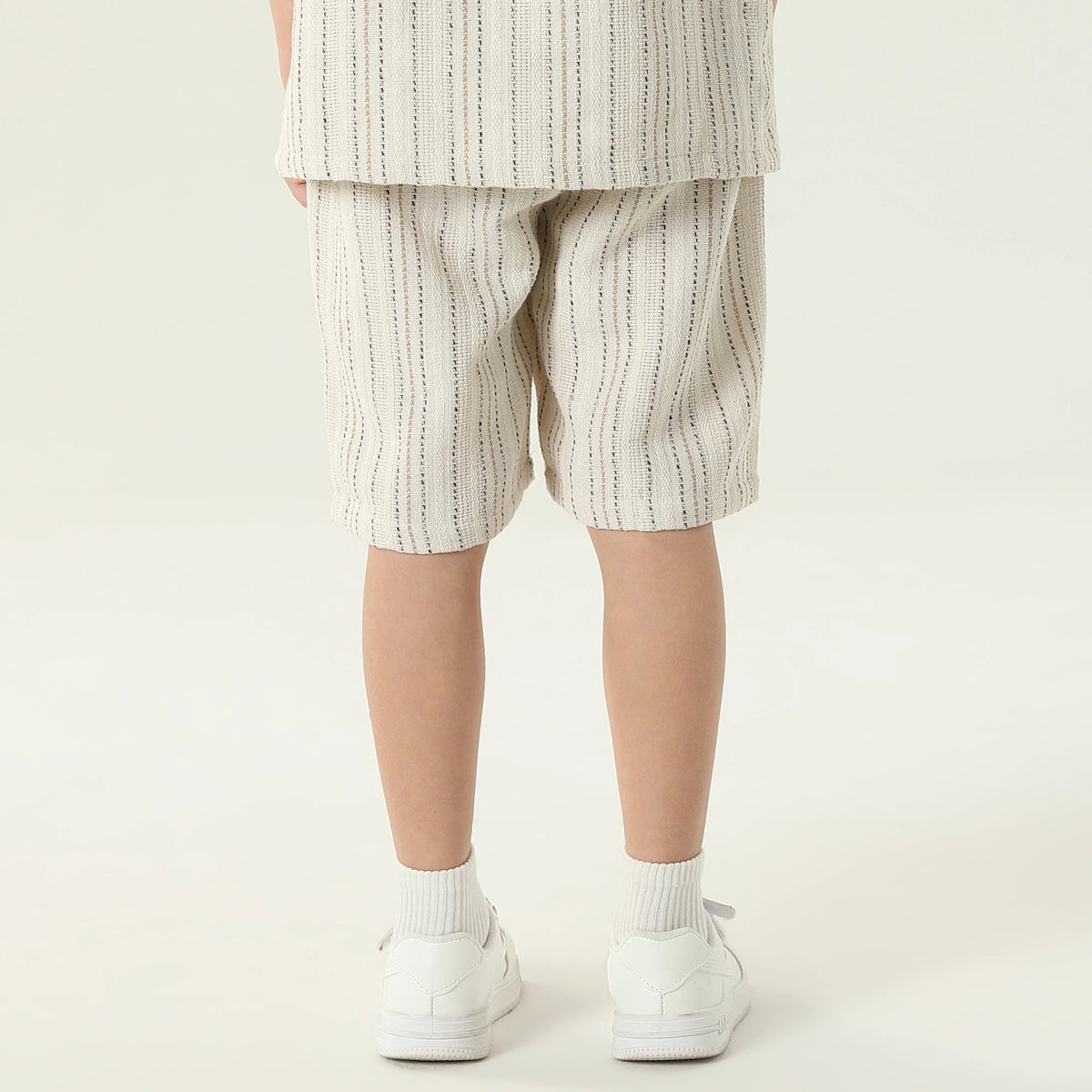 شورت كاجوال مخطط للأولاد