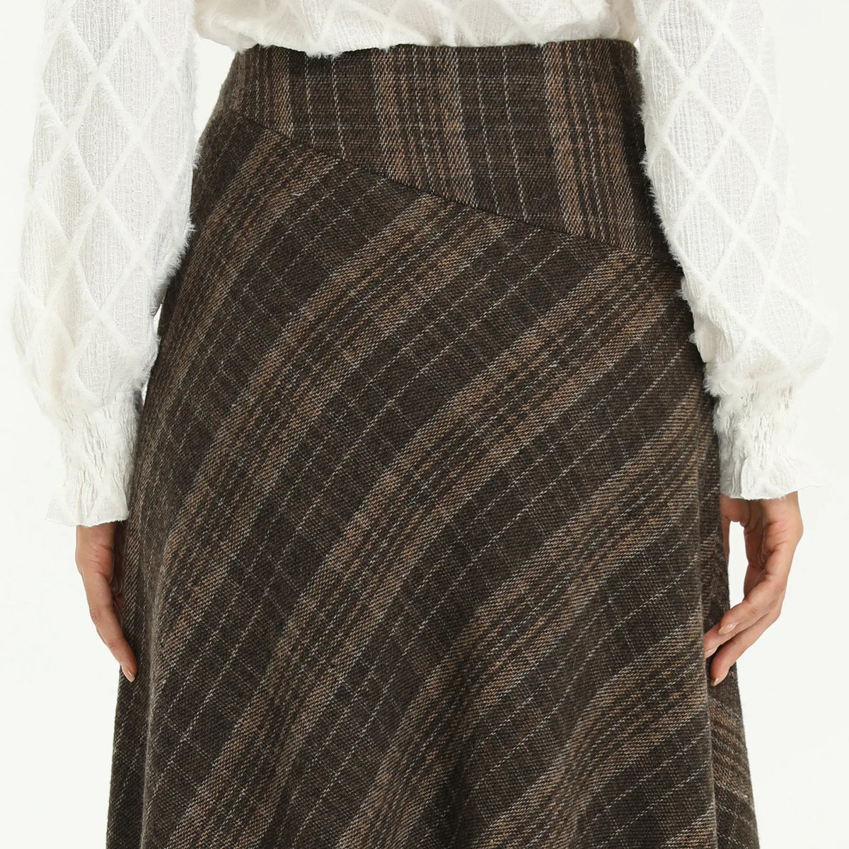 Elegant Checked Skirt for Women Image