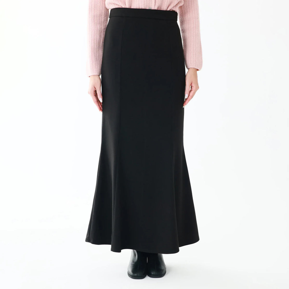 Black Elegant Plain Skirt for Women Image